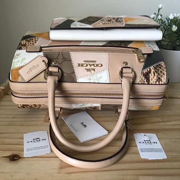 ✅Coach Set - Picture 4 of 15